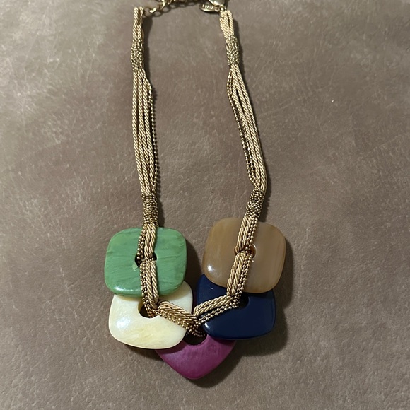 NWOT Chico's Geometric Necklace - Picture 7 of 9